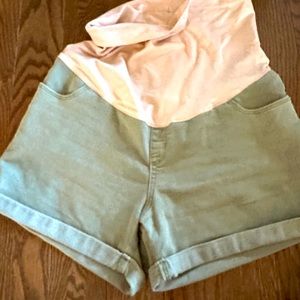Liz Lange Maternity Shorts